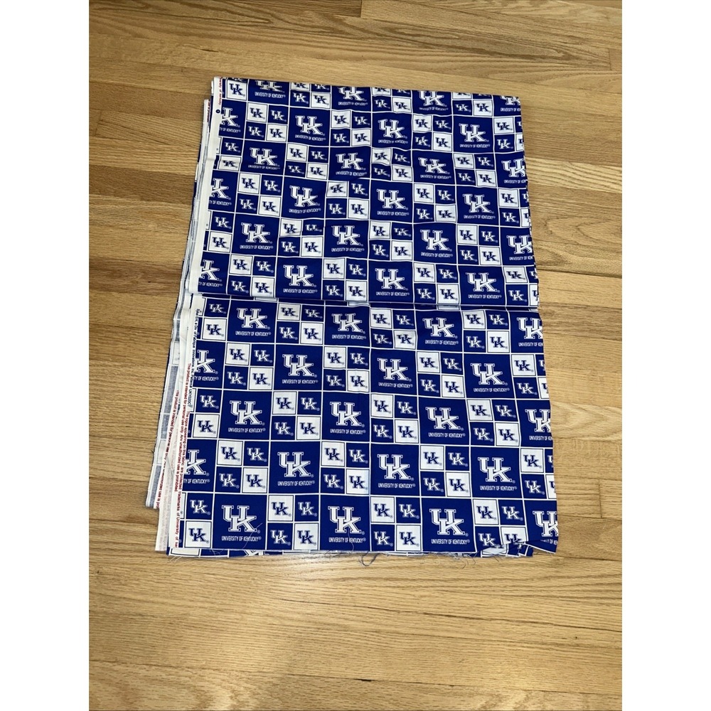 NCAA University of Kentucky Fabric Block Cotton Sykel KY-020 6.5 Yards